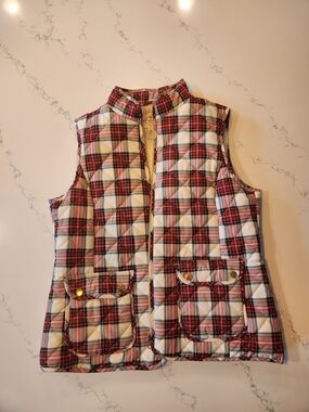 St. John's Bay Red and Cream Plaid Quilted Vest